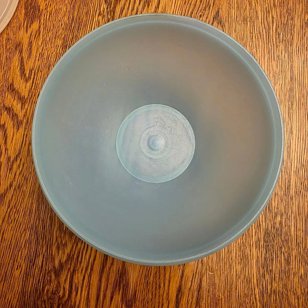 Vintage Tupperware Wonderlier Bowl 234-19 Sheer Blue‎ with Lid 6 inch USA Made C